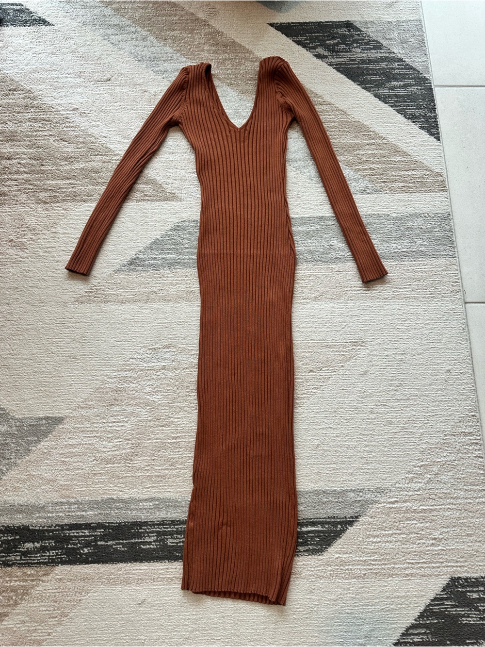 JLUXLABEL Long-Sleeve Ribbed Knit Bodycon Dress In Rust Size M - Picture 3 of 9